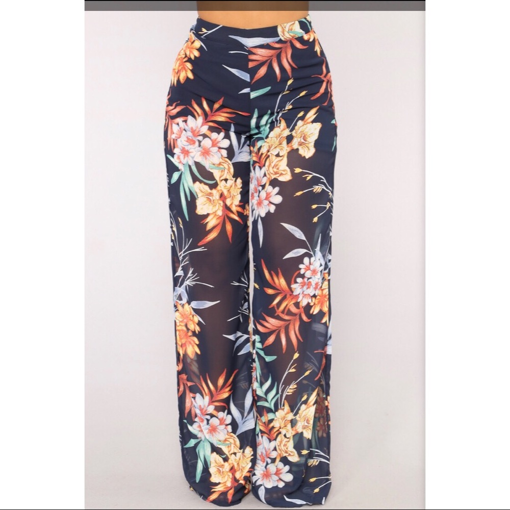 Fashion Nova Tropical Palazzo Pants Small